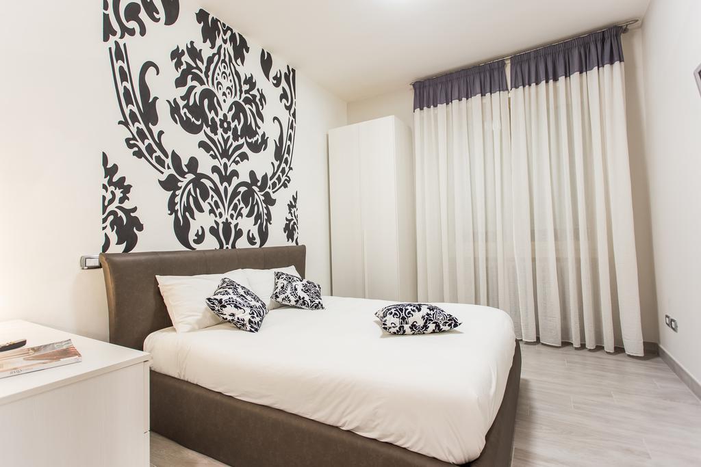 Lm House Apartment Lonato Luaran gambar