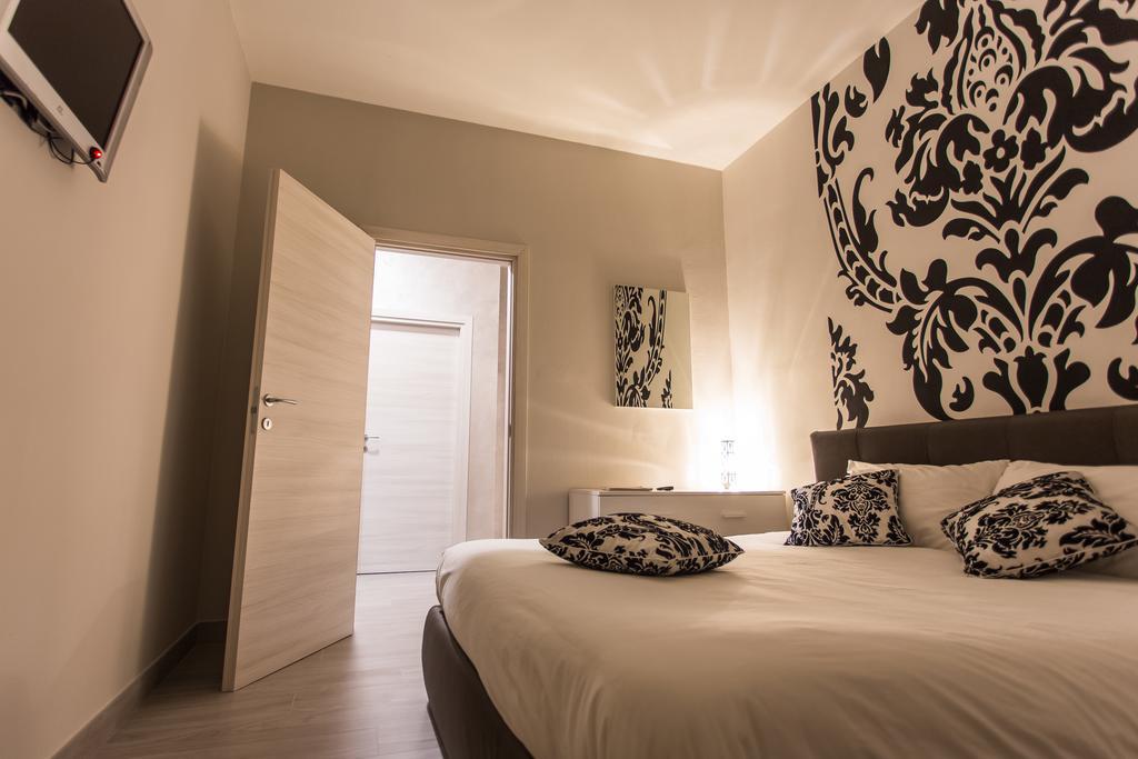 Lm House Apartment Lonato Luaran gambar