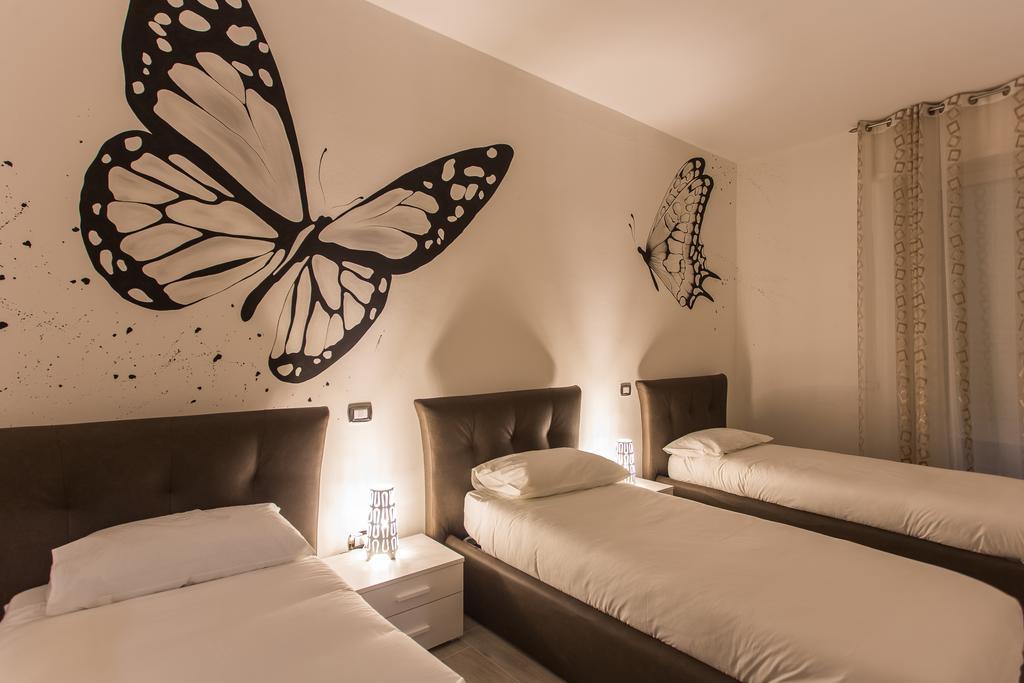 Lm House Apartment Lonato Luaran gambar